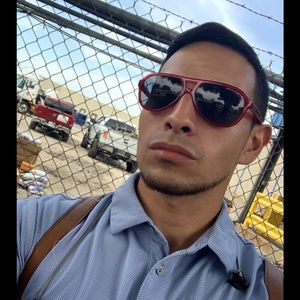 Meet your Posher, Raul